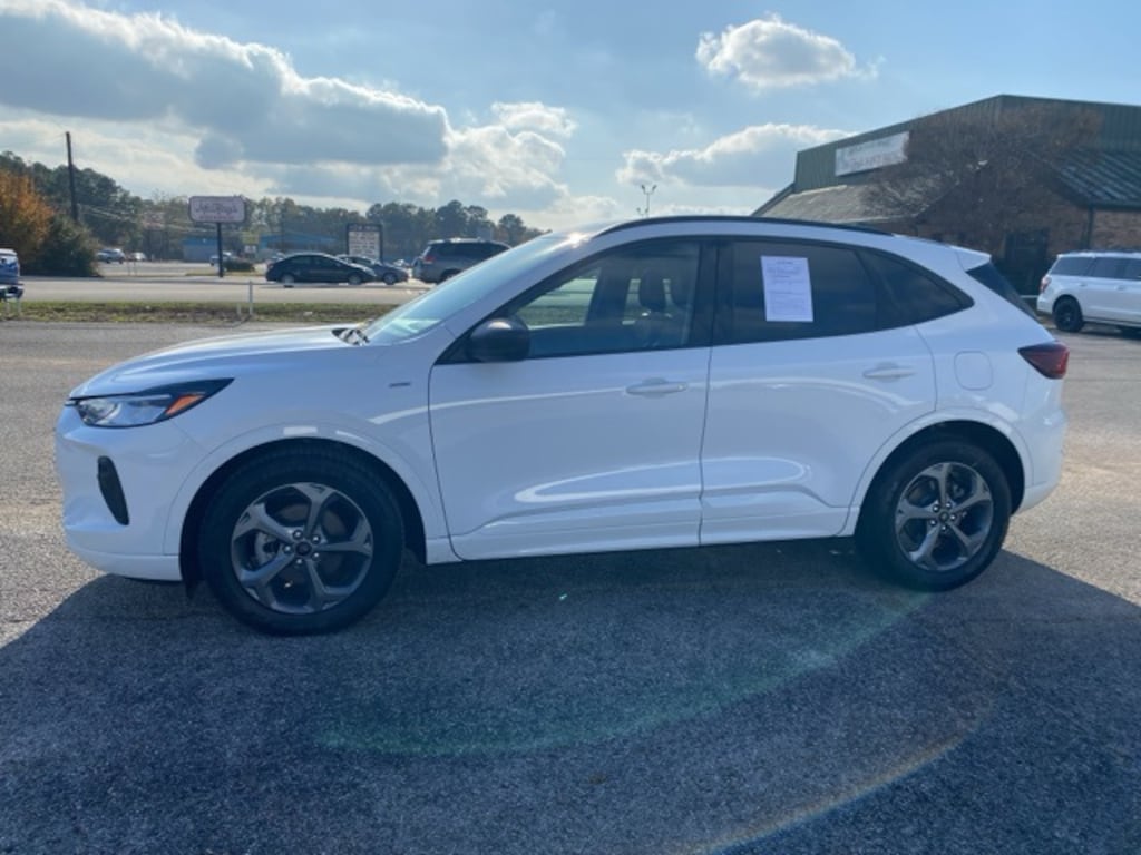 Used 2023 Ford Escape ST-Line SUV