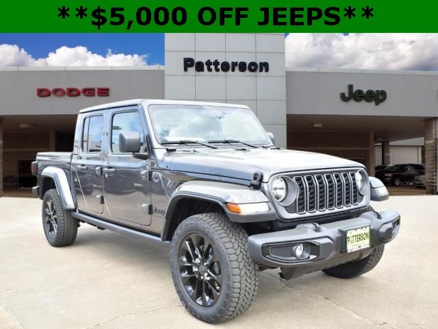 2025 Jeep Gladiator NIGHTHAWK 4X4