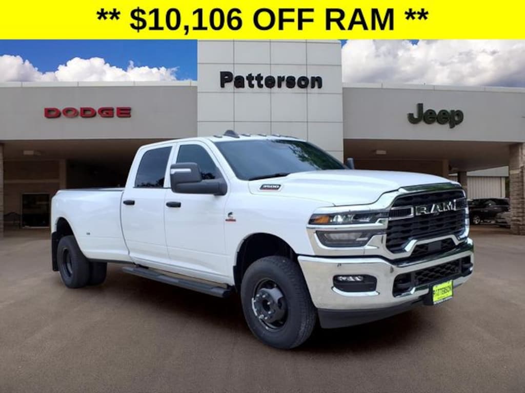 New 2026 Ram 3500 TRADESMAN CREW CAB 4X4 8' BOX Pickup