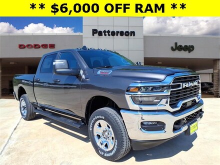 2026 Ram 2500 TRADESMAN CREW CAB 4X4 6'4 BOX Pickup