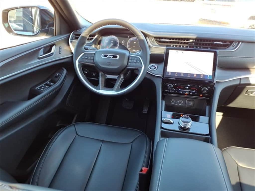 New 2025 Jeep Grand Cherokee LIMITED 4X4 Sport Utility