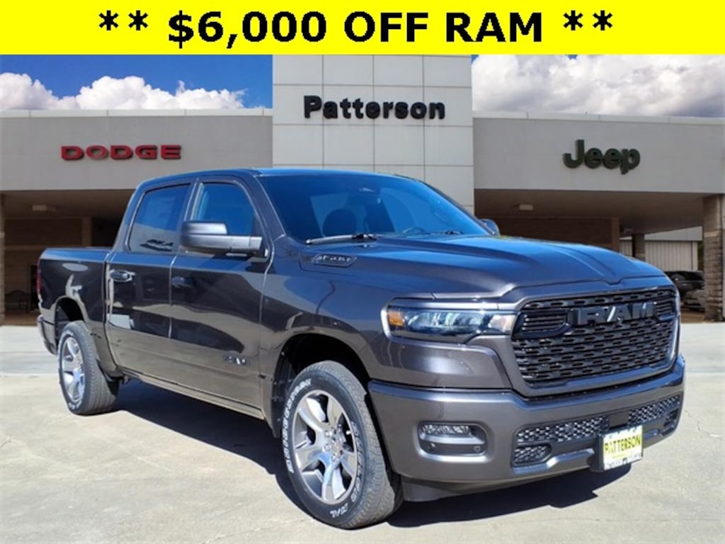 New 2026 Ram 1500 EXPRESS CREW CAB 4X2 5'7 BOX Pickup