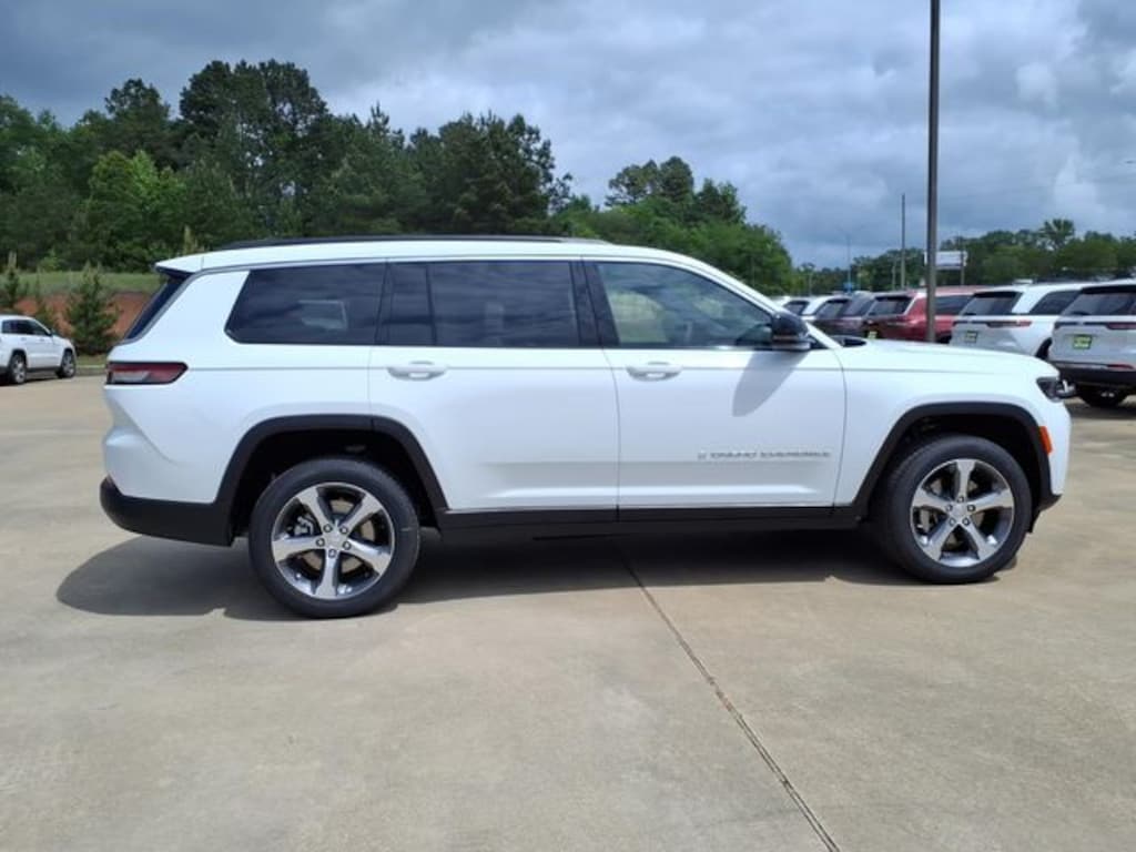 New 2026 Jeep Grand Cherokee L L LIMITED 4X2 Sport Utility