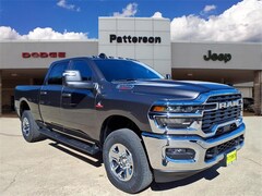 2026 Ram 2500 TRADESMAN CREW CAB 4X4 6'4 BOX Pickup