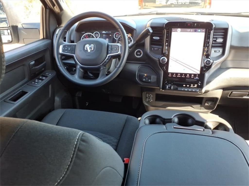 New 2026 Ram 3500 TRADESMAN CREW CAB 4X4 8' BOX Pickup