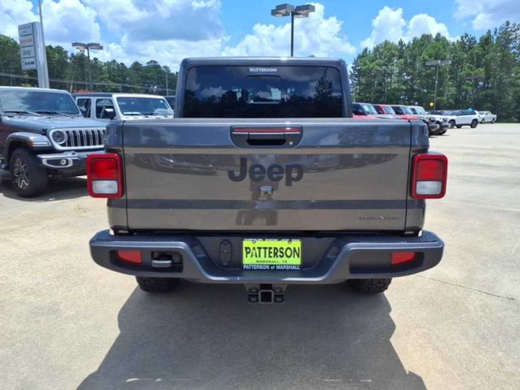 New 2026 Jeep Gladiator TEXAS TRAIL 4X4 Pickup