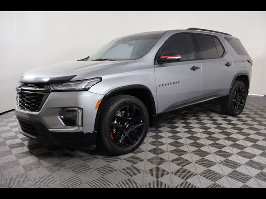 Used 2023 Chevrolet Traverse Premier SUV