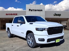 2026 Ram 1500 EXPRESS CREW CAB 4X2 5'7 BOX Pickup
