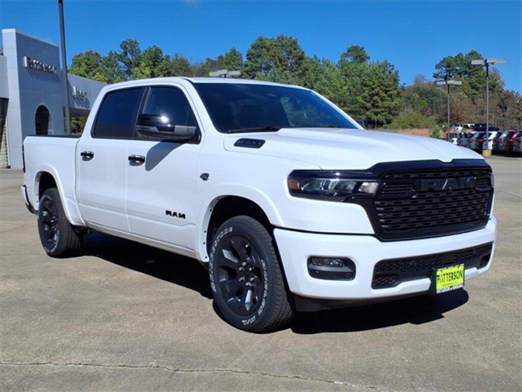 New 2026 Ram 1500 LONE STAR CREW CAB 4X4 5'7 BOX Pickup