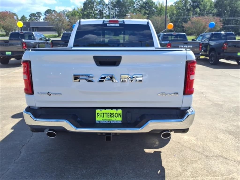 New 2026 Ram 1500 LONE STAR CREW CAB 4X4 5'7 BOX Pickup