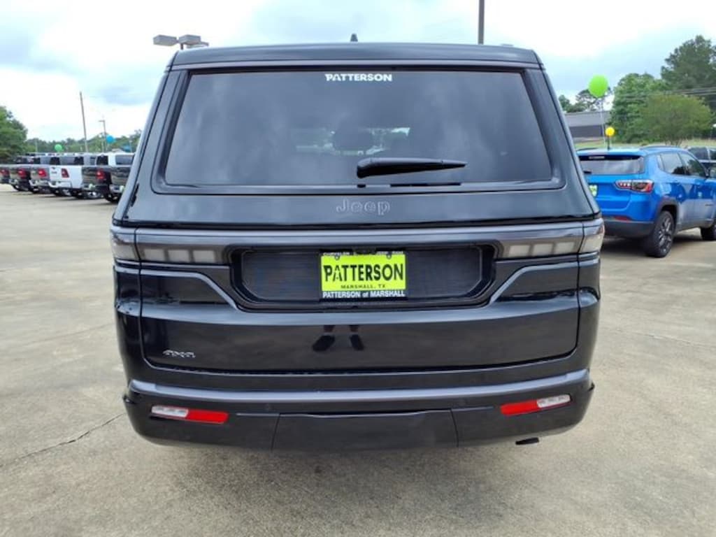New 2026 Jeep Grand Wagoneer LIMITED ALTITUDE 4X4 Sport Utility