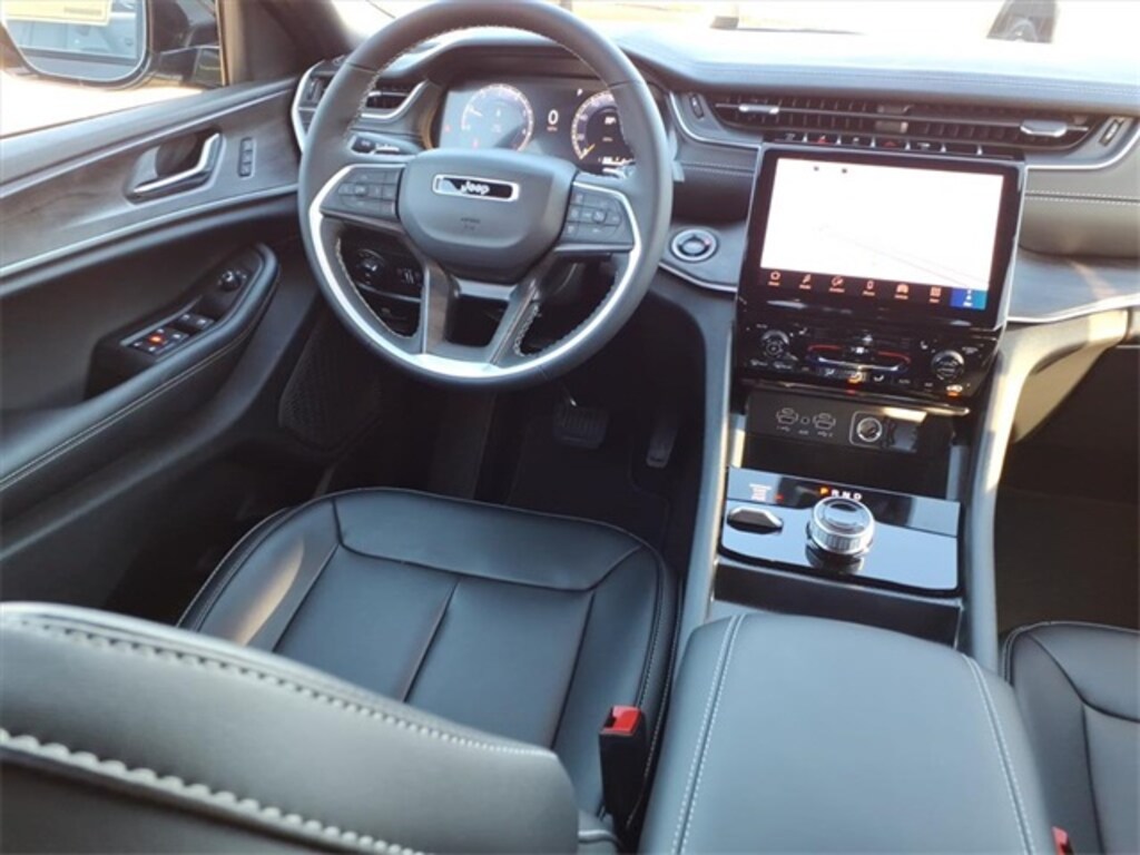 New 2025 Jeep Grand Cherokee LIMITED 4X4 Sport Utility