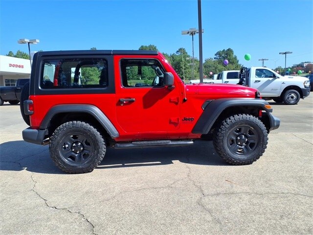 2022 Jeep Wrangler Sport photo 2