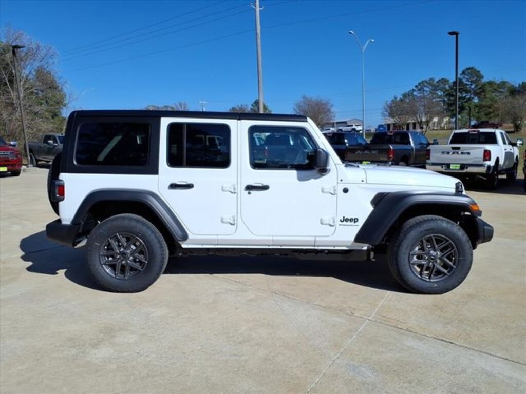 New 2026 Jeep Wrangler 4-DOOR SPORT S Sport Utility