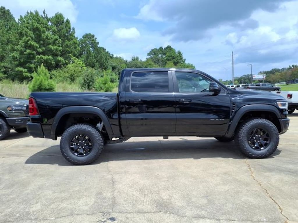 New 2026 Ram 1500 RHO CREW CAB 4X4 5'7 BOX Pickup