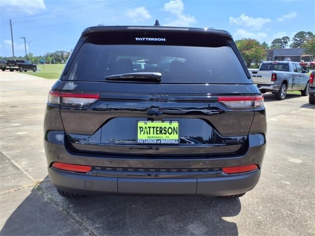 2025 Jeep Grand Cherokee Limited photo 3