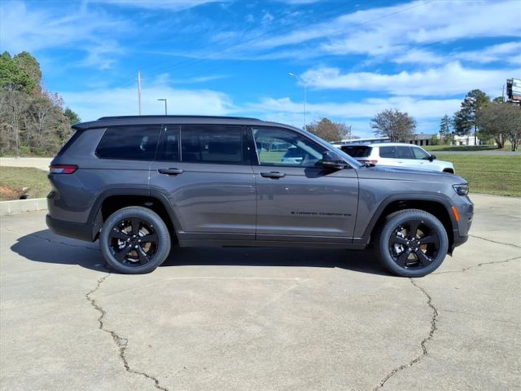 New 2025 Jeep Grand Cherokee L LIMITED 4X4 Sport Utility
