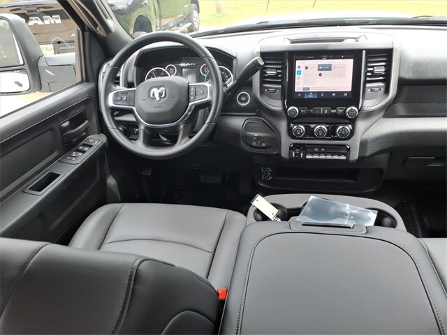2026 Ram 3500 Tradesman photo 4