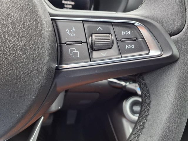 2025 Dodge Hornet GT - Photo 23