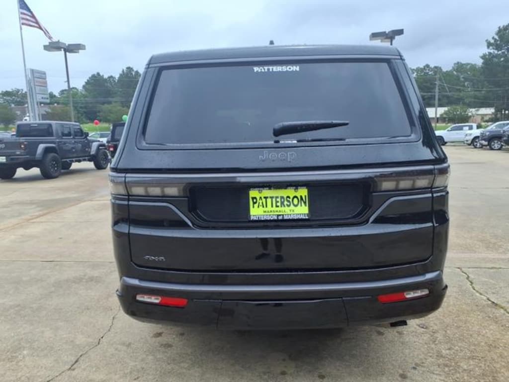 New 2026 Jeep Grand Wagoneer L LIMITED RESERVE 4X4 Sport Utility