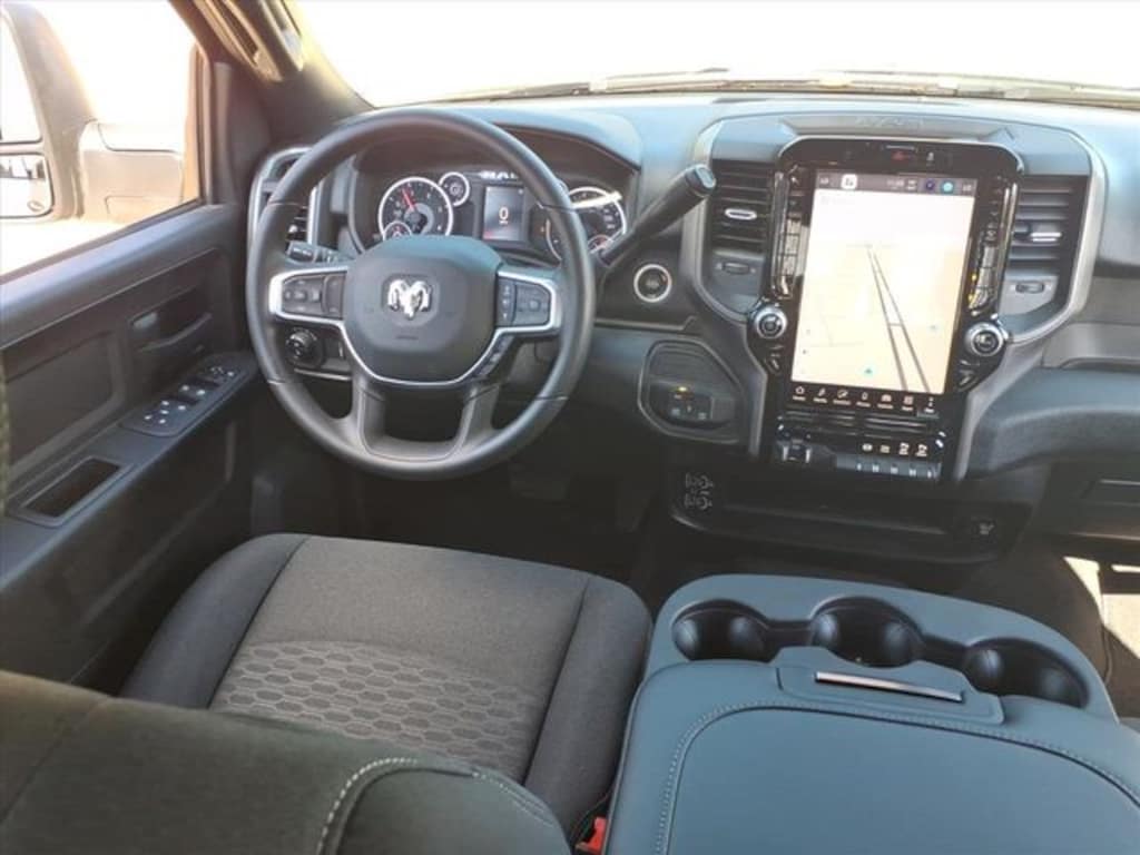 New 2026 Ram 2500 TRADESMAN CREW CAB 4X4 6'4 BOX Pickup