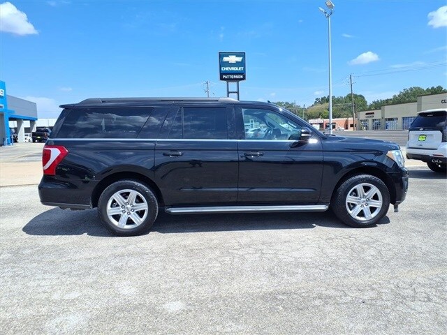 2020 Ford Expedition MAX XLT photo 2