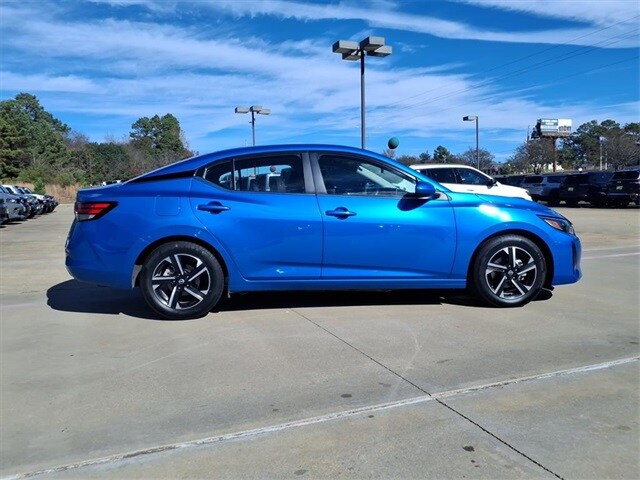 2024 Nissan Sentra SV photo 2