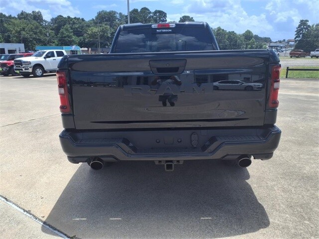 2025 Ram 1500 Tradesman photo 3