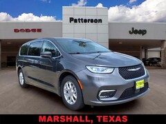 2023 Chrysler Pacifica Touring L Van Passenger Van