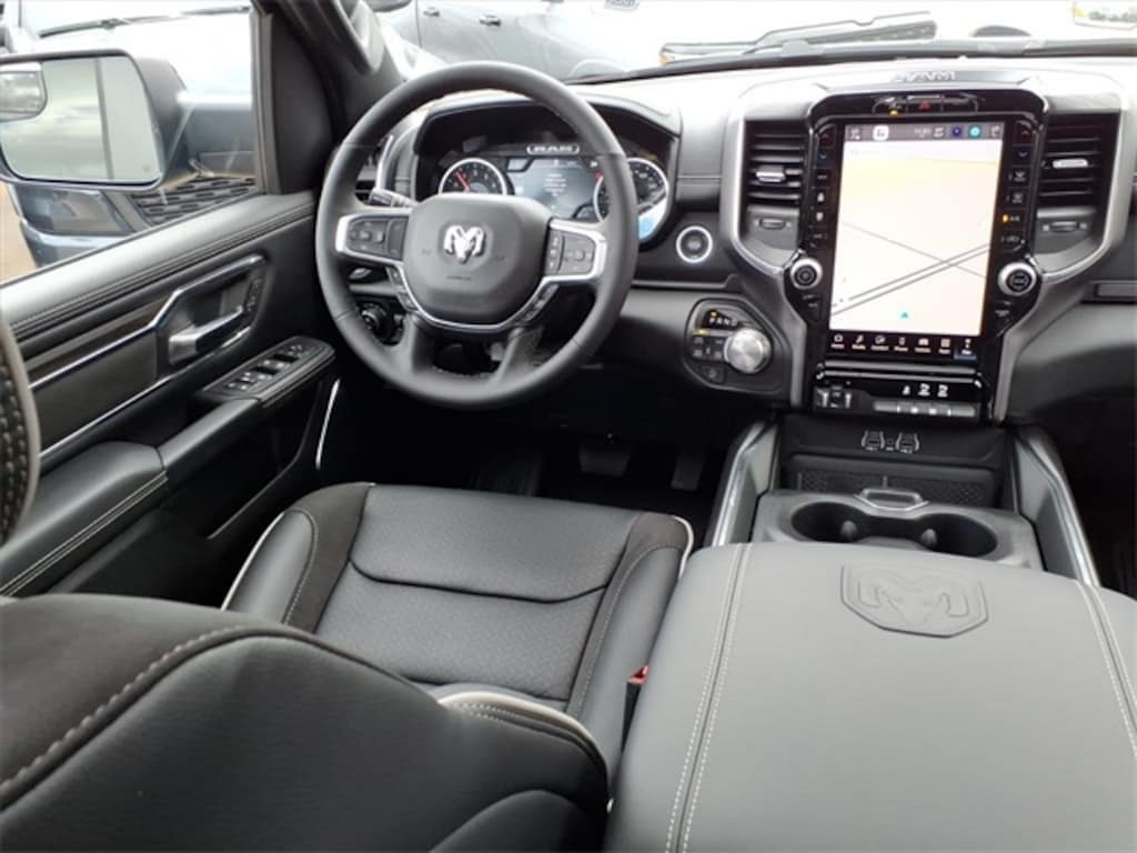 New 2026 Ram 1500 LARAMIE CREW CAB 4X4 5'7 BOX Pickup