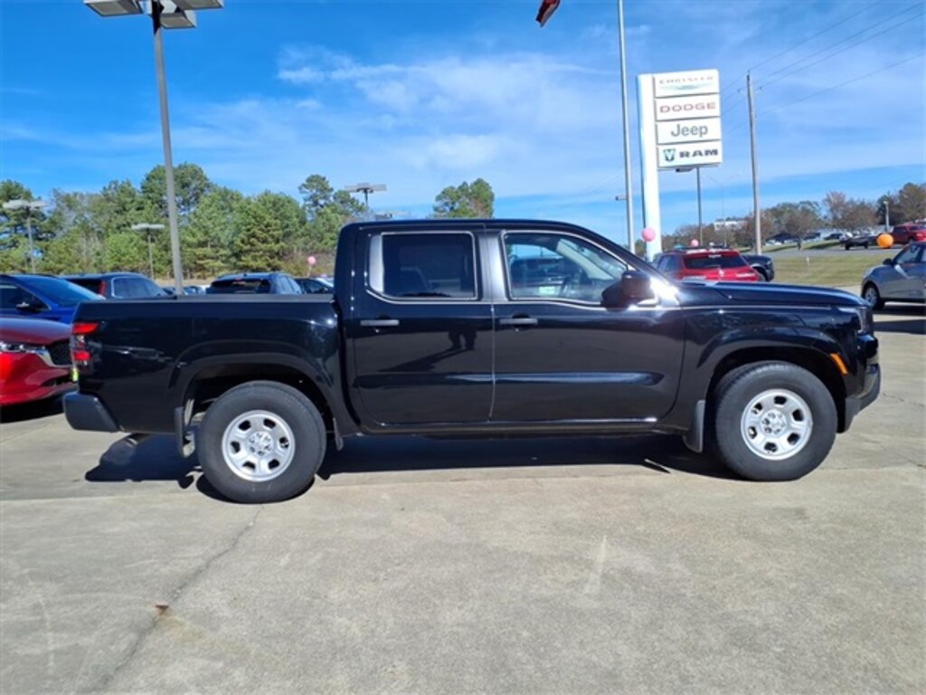 Used 2022 Nissan Frontier S Truck Crew Cab