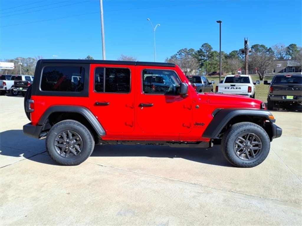 New 2026 Jeep Wrangler 4-DOOR SPORT S Sport Utility