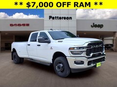 2026 Ram 3500 TRADESMAN CREW CAB 4X4 8' BOX Pickup