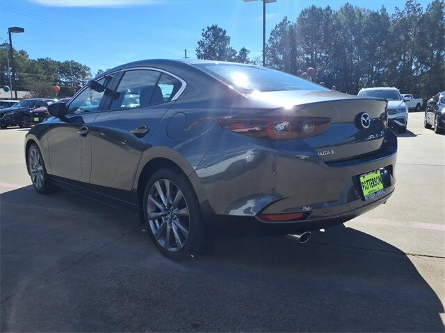 2025 Mazda Mazda3 2.5 Preferred Sedan photo 3