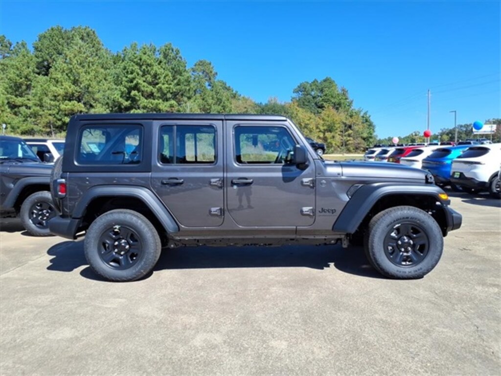 New 2026 Jeep Wrangler 4-DOOR SPORT Sport Utility