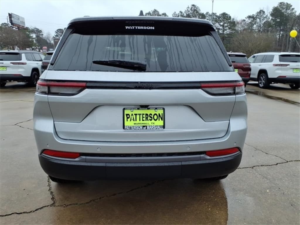 New 2026 Jeep Grand Cherokee LIMITED 4X2 Sport Utility