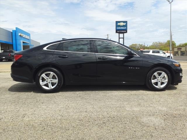 1G1ZB5ST5PF185667