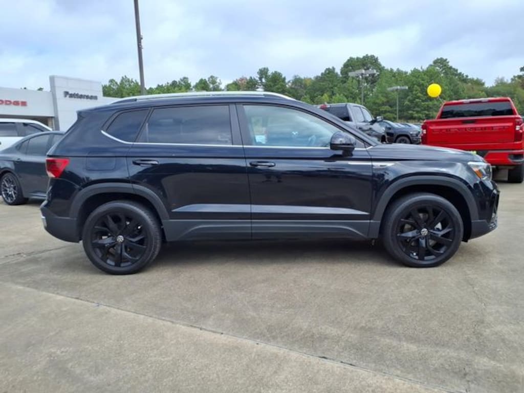 Used 2022 Volkswagen Taos 1.5T SE SUV