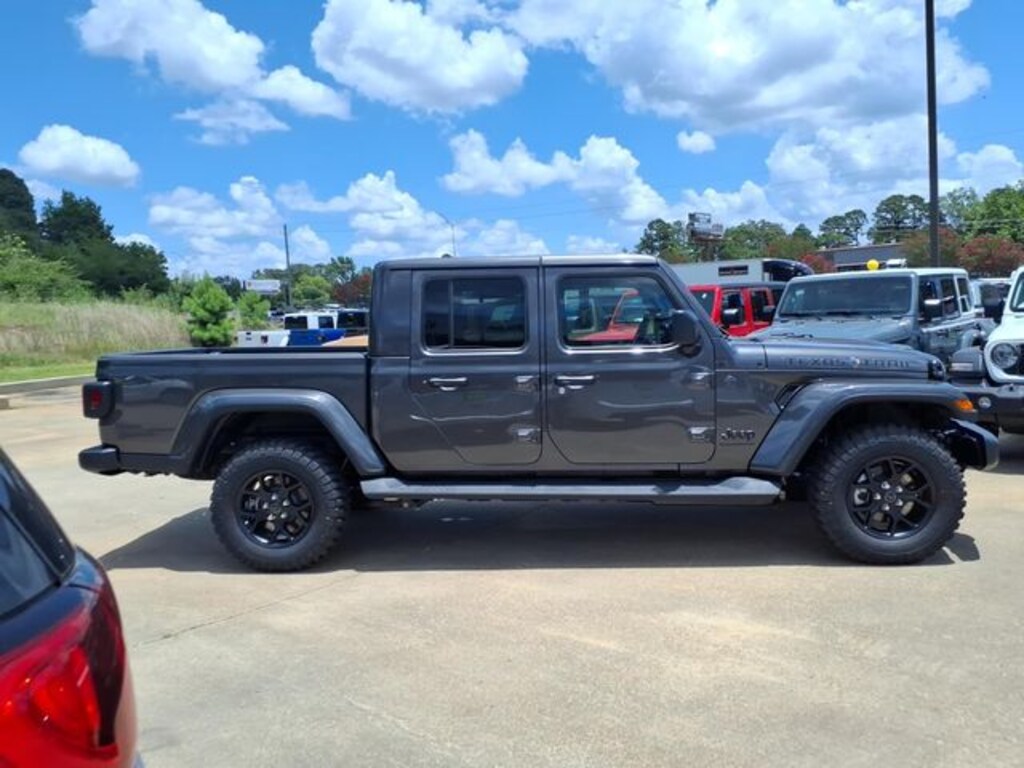 New 2026 Jeep Gladiator TEXAS TRAIL 4X4 Pickup
