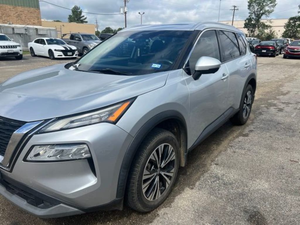 Used 2021 Nissan Rogue SV SUV
