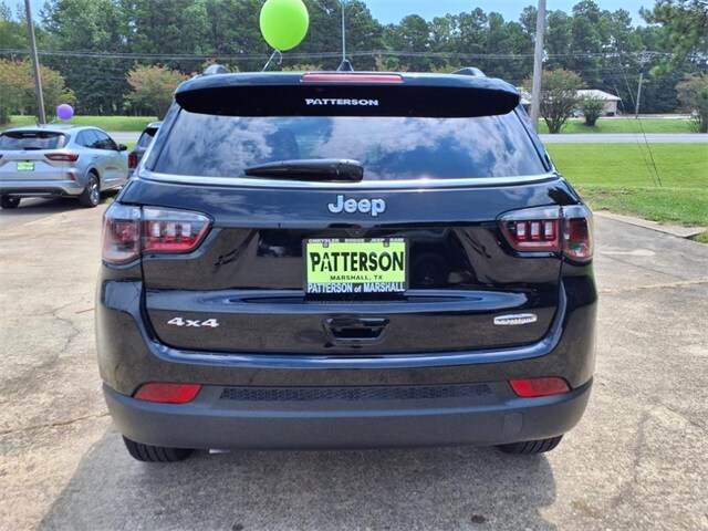 2025 Jeep Compass Latitude photo 3
