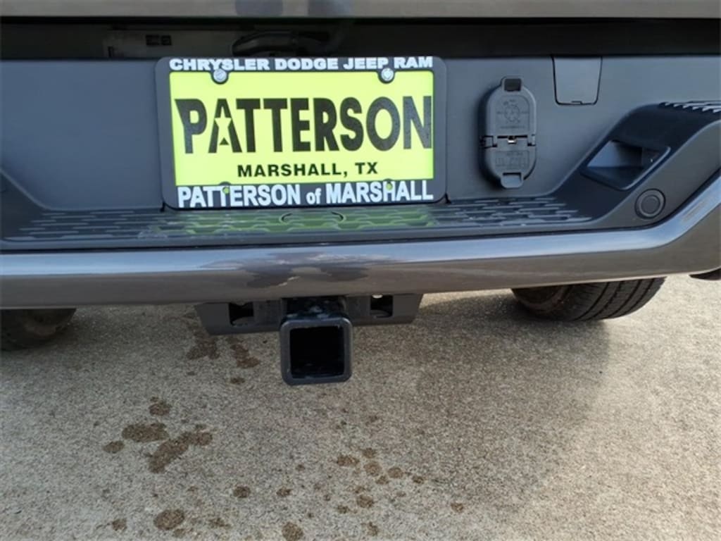 New 2026 Ram 1500 EXPRESS CREW CAB 4X2 5'7 BOX Pickup