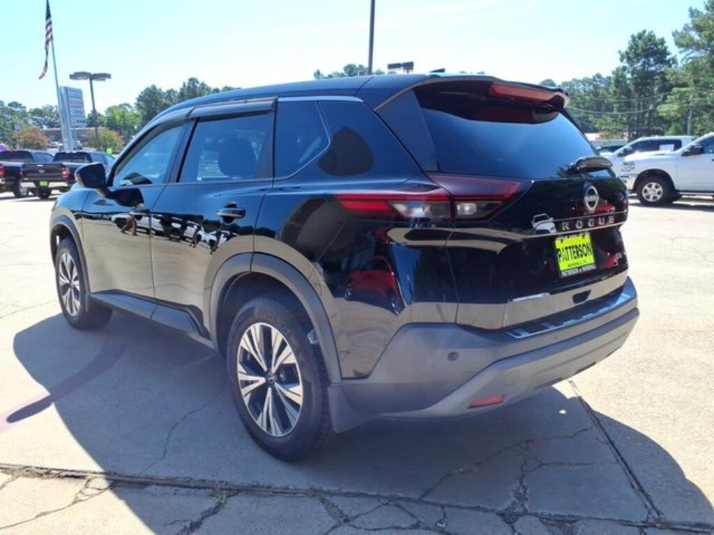 Used 2022 Nissan Rogue SV SUV