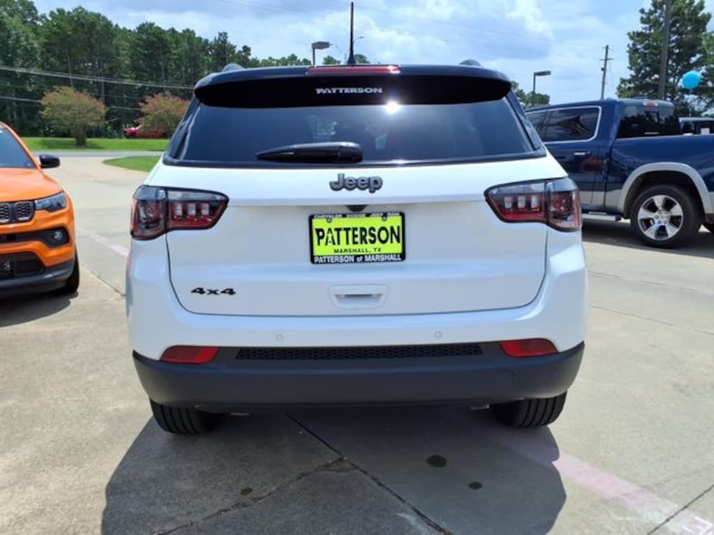 New 2026 Jeep Compass LIMITED ALTITUDE 4X4 Sport Utility