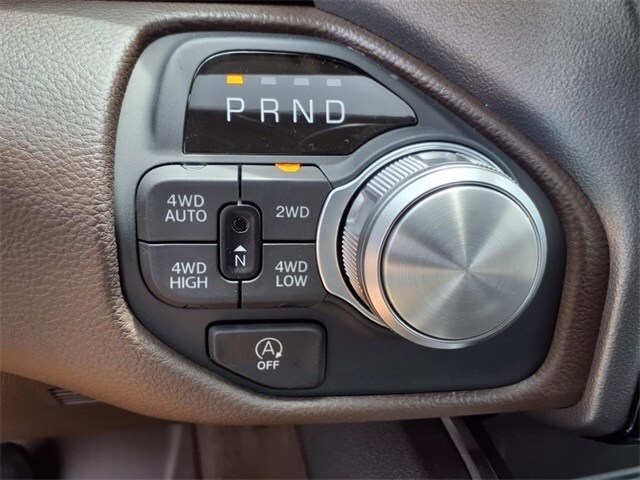2025 Ram 1500 Laramie photo 4