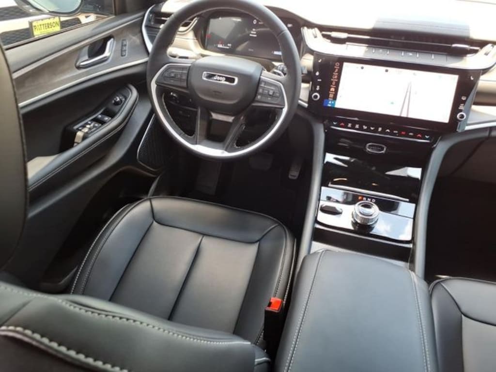 New 2026 Jeep Grand Cherokee L LIMITED 4X4 Sport Utility