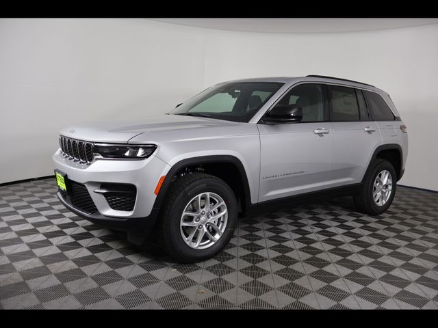 New 2026 Jeep Grand Cherokee LAREDO 4X2