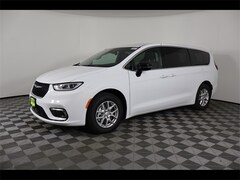 2026 Chrysler Pacifica SELECT Passenger Van