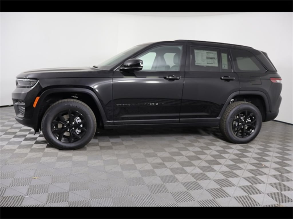 New 2025 Jeep Grand Cherokee ALTITUDE X 4X4 Sport Utility