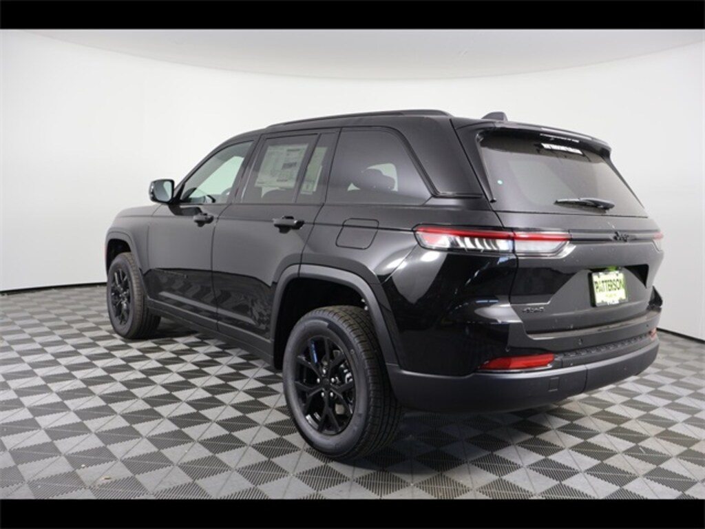 New 2025 Jeep Grand Cherokee ALTITUDE X 4X4 Sport Utility